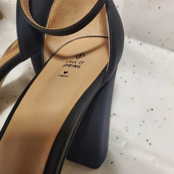 Call it Spring - Black Heels 👠 ♥️ - Picture 4 of 6